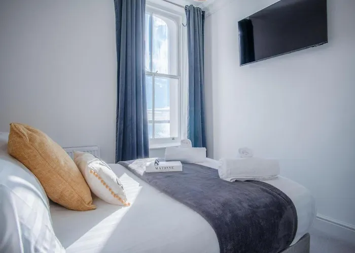 Caldey View - Luxury 2 Bedroom - Panorama - Tenby